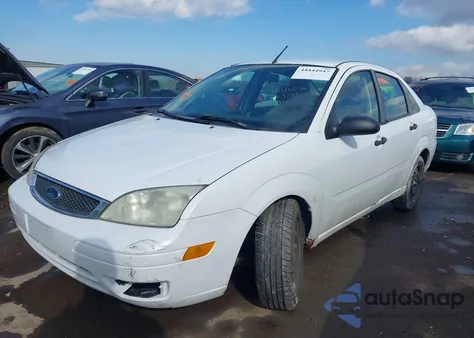2007 Ford Focus S/Se/Ses z USA, uszkodzony, nr VIN 1FAHP34N27W232571